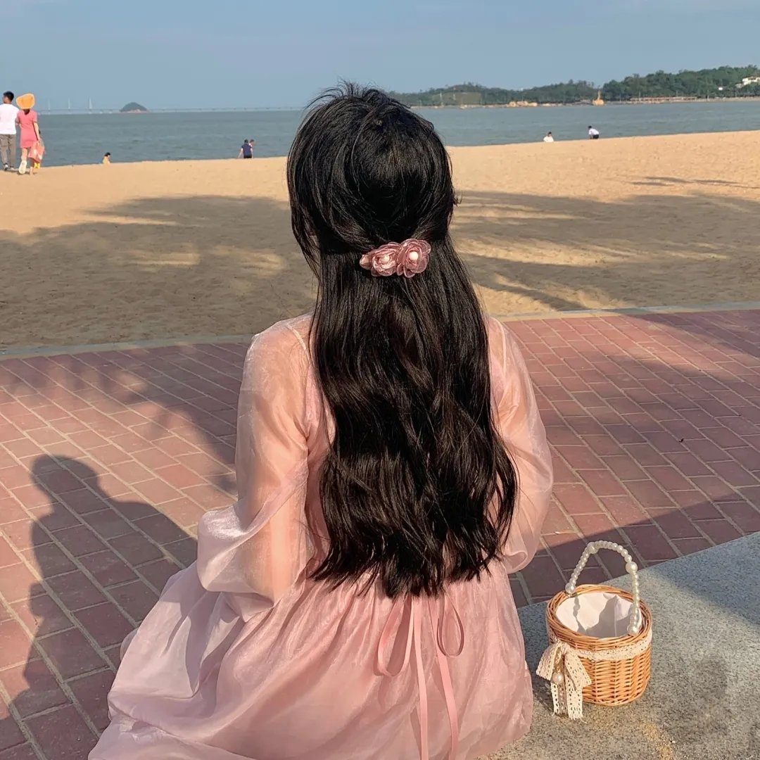 花花公子之千面女陪游